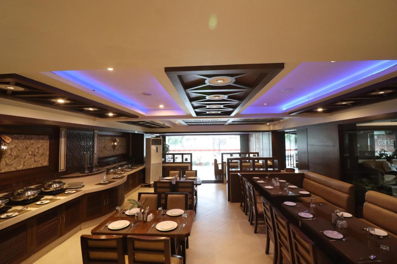 Crestmont Ashapurna Jaipur, Banipark Hotel Exterior foto
