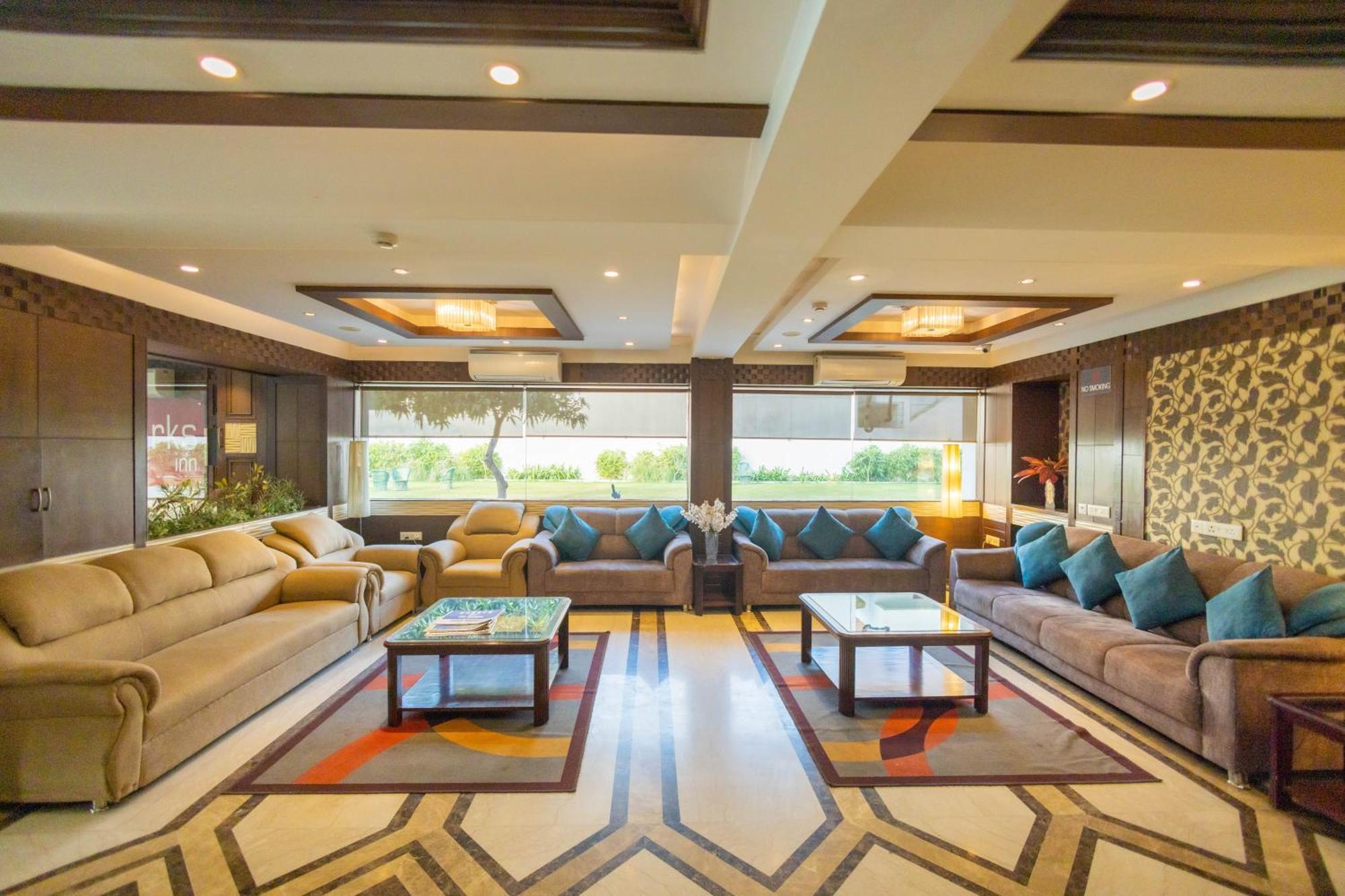 Crestmont Ashapurna Jaipur, Banipark Hotel Exterior foto
