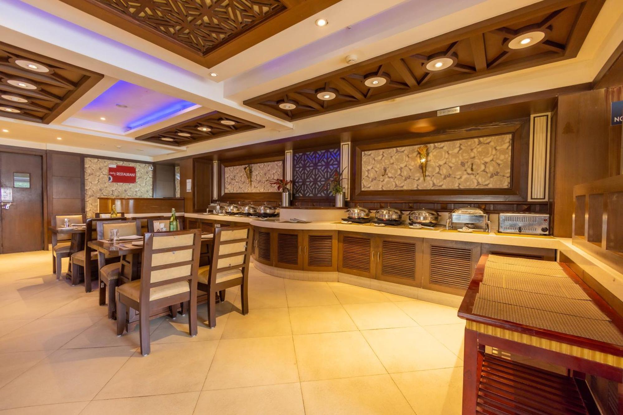Crestmont Ashapurna Jaipur, Banipark Hotel Exterior foto