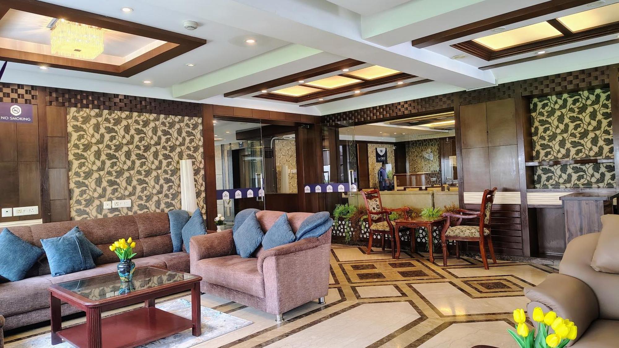 Crestmont Ashapurna Jaipur, Banipark Hotel Exterior foto