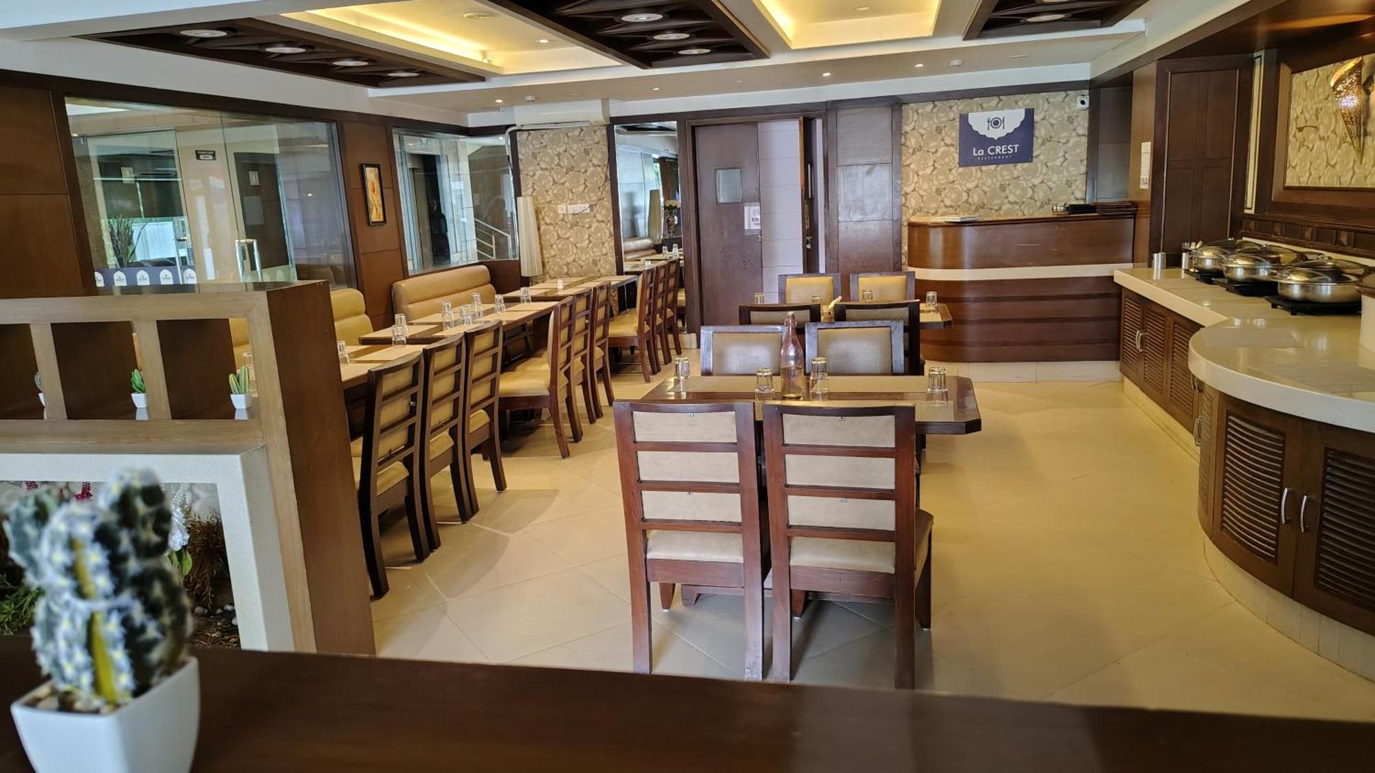 Crestmont Ashapurna Jaipur, Banipark Hotel Exterior foto